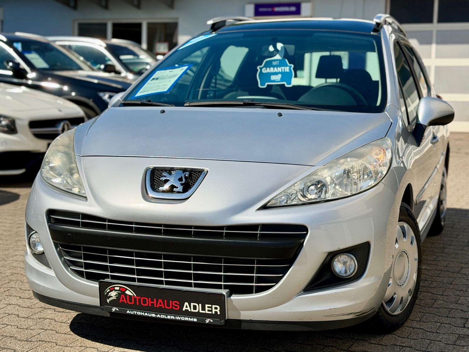 Peugeot 207 2011 — rear view