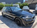 BMW 520 i Touring/LED/Navi/Leder/Anhängerkupplung - : Kombi, Anhängerkupplung