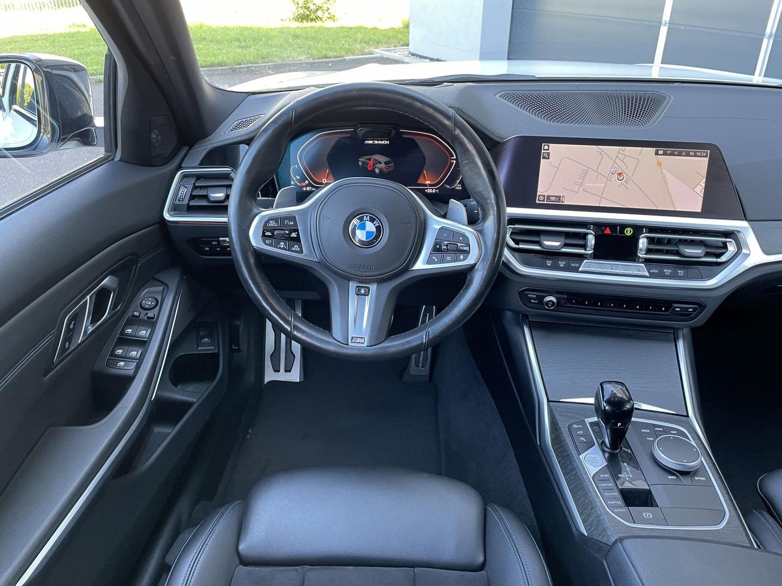 BMW M340i xDrive Touring PANO ACC LASER H/K HUD