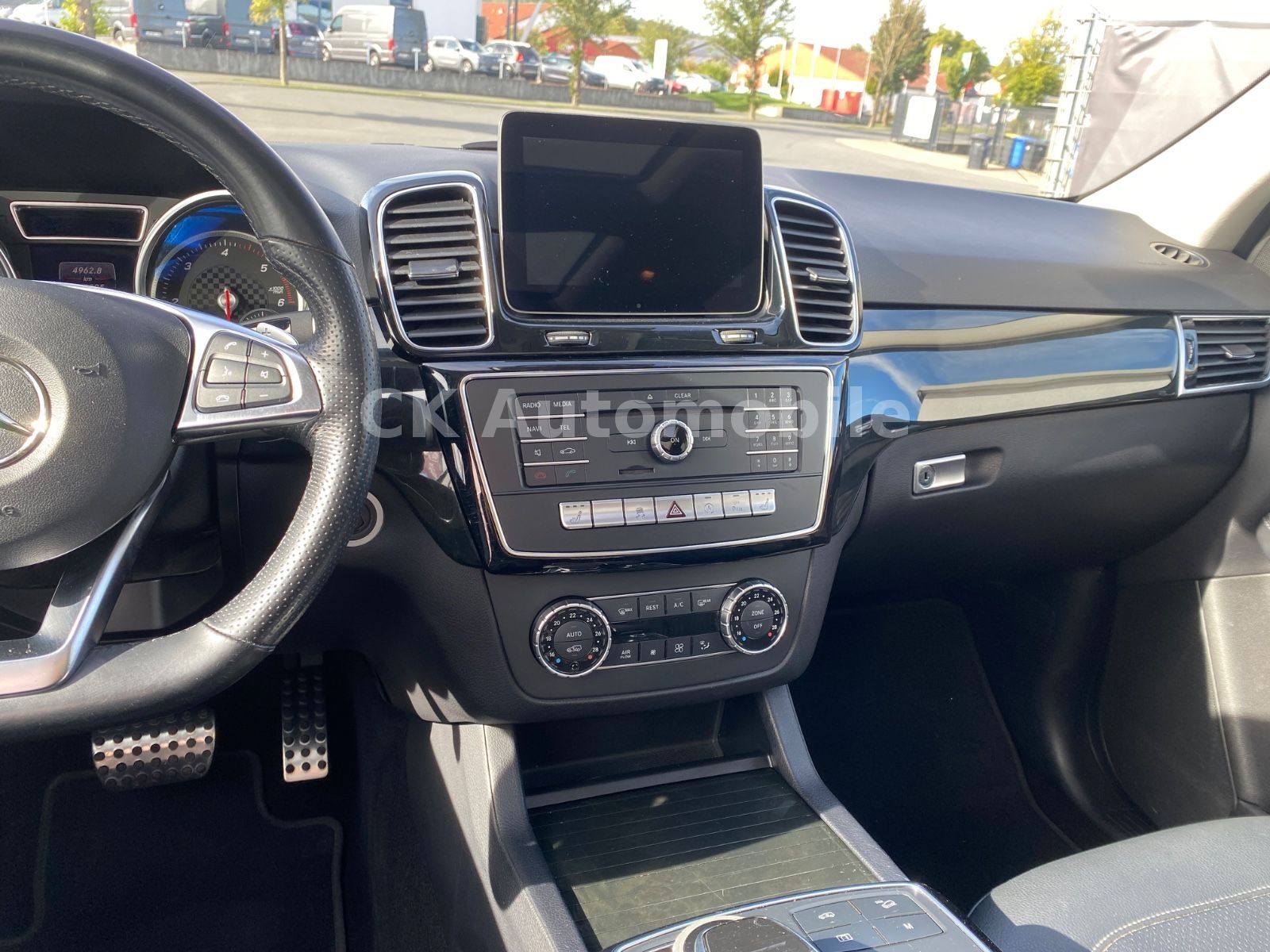 Fahrzeugabbildung Mercedes-Benz GLE 350 d 4Matic AMG Line/Navi/Air Matic/ILS/LED