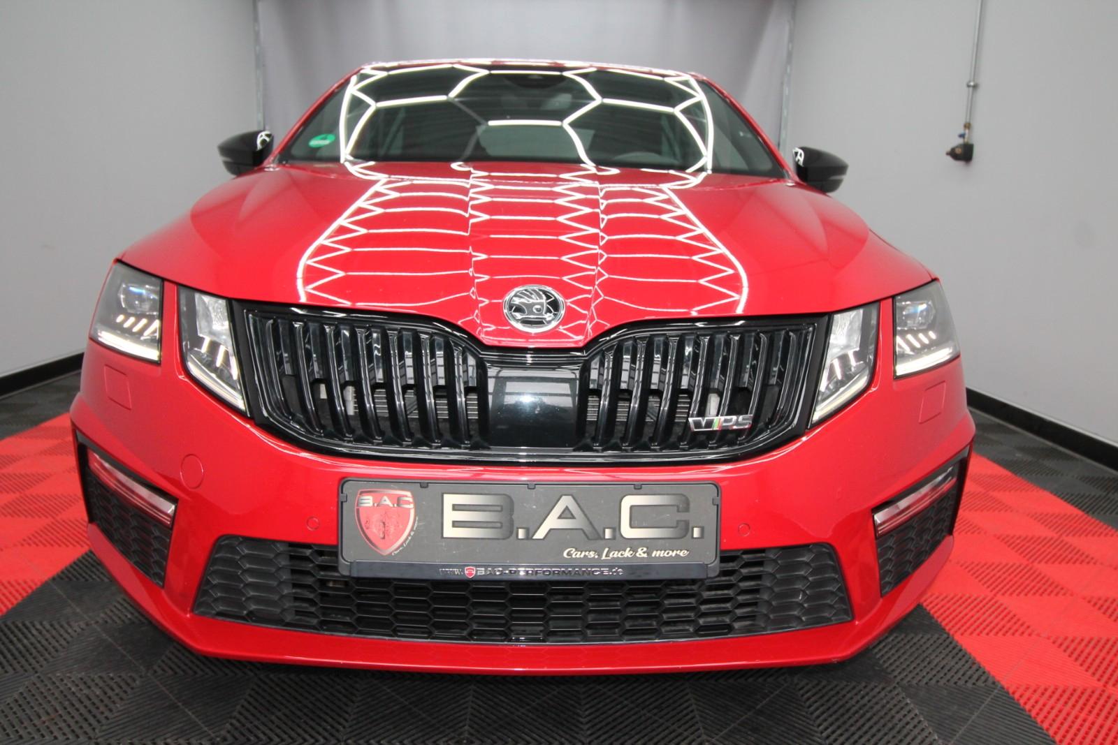 Skoda Octavia RS Lim DSG ACC CarPlay LED Canton Sound