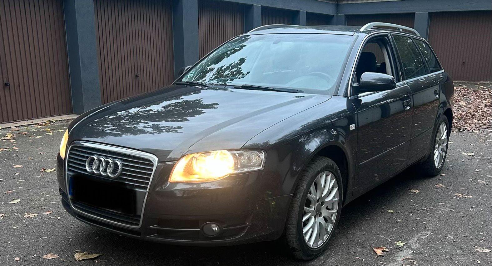 Audi A4 2007 — rear view