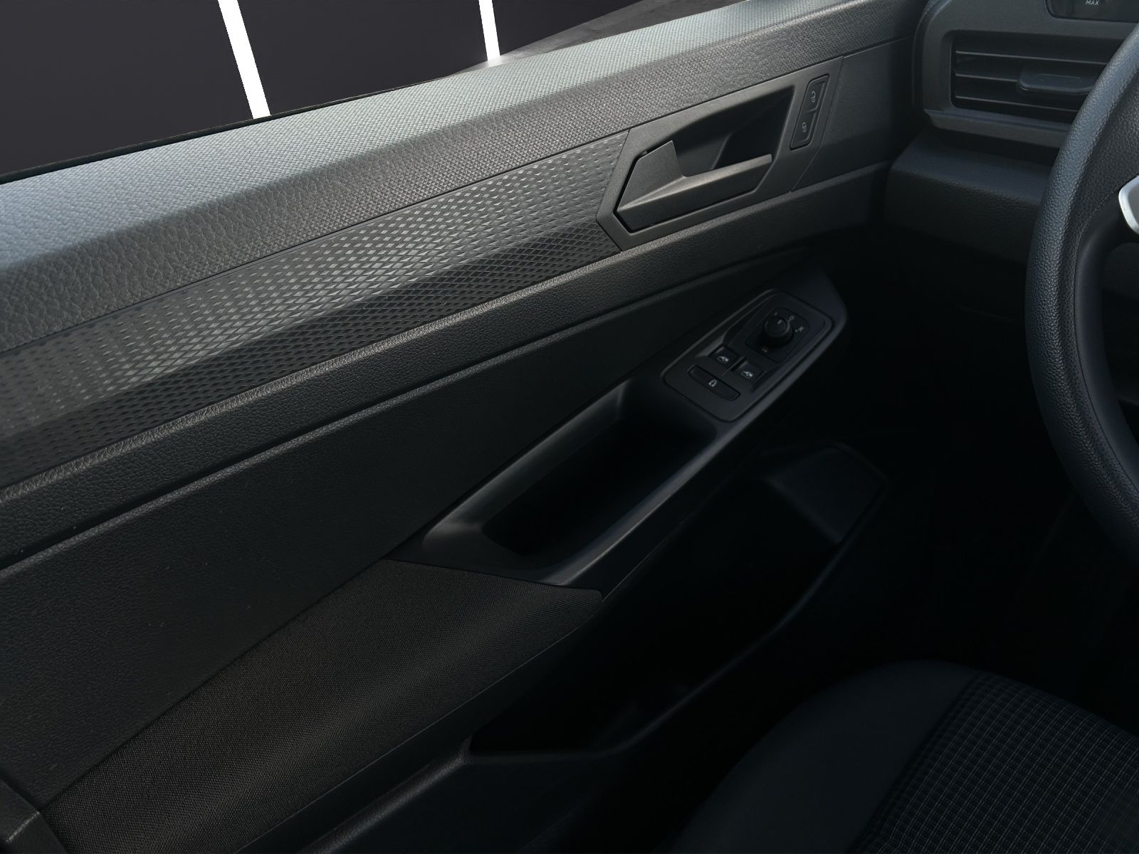 Fahrzeugabbildung Volkswagen Caddy Kombi TDI Maxi 4MOT AHZV PDC NSW