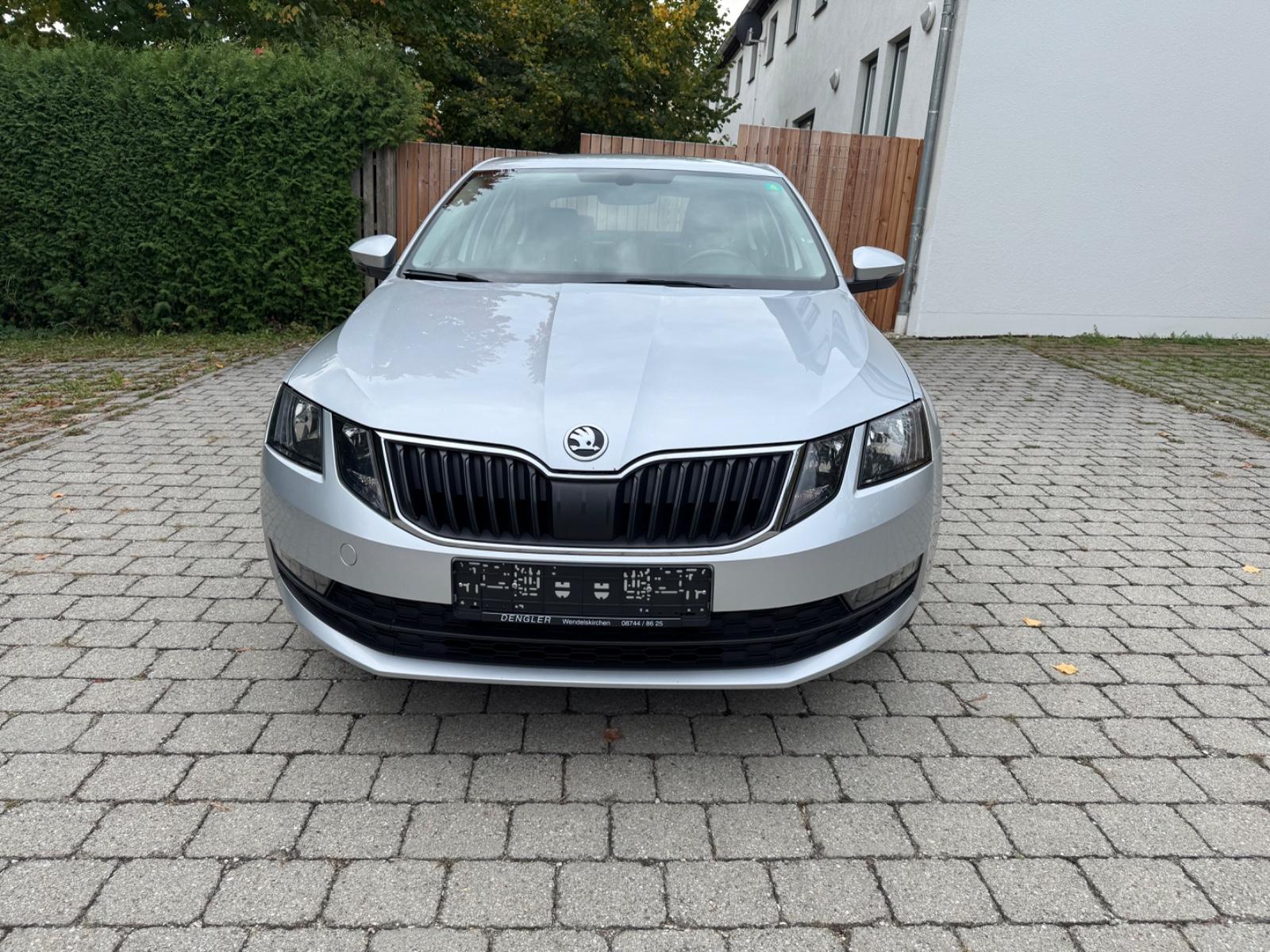 Skoda Octavia Lim. Ambition 1,6 TDI,SHZ,Navi,1.HD,