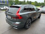 Volvo XC60 Ultra Dark Recharge Plug-In Hybrid AWD T8 T - Volvo in München