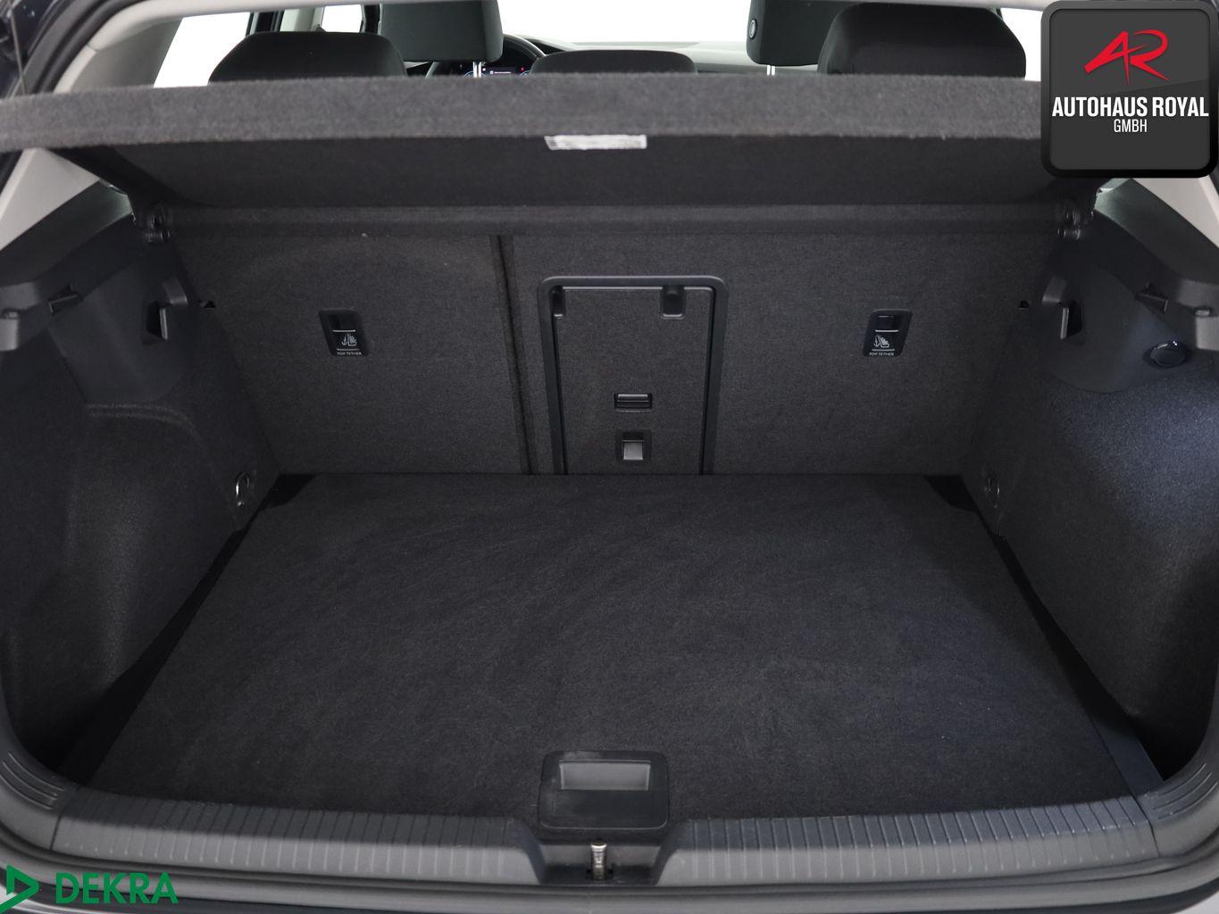Volkswagen Golf VIII 1.5 eTSI STYLE MASSAGE,MEMORY,ACC,1.HD, миниатюра 7