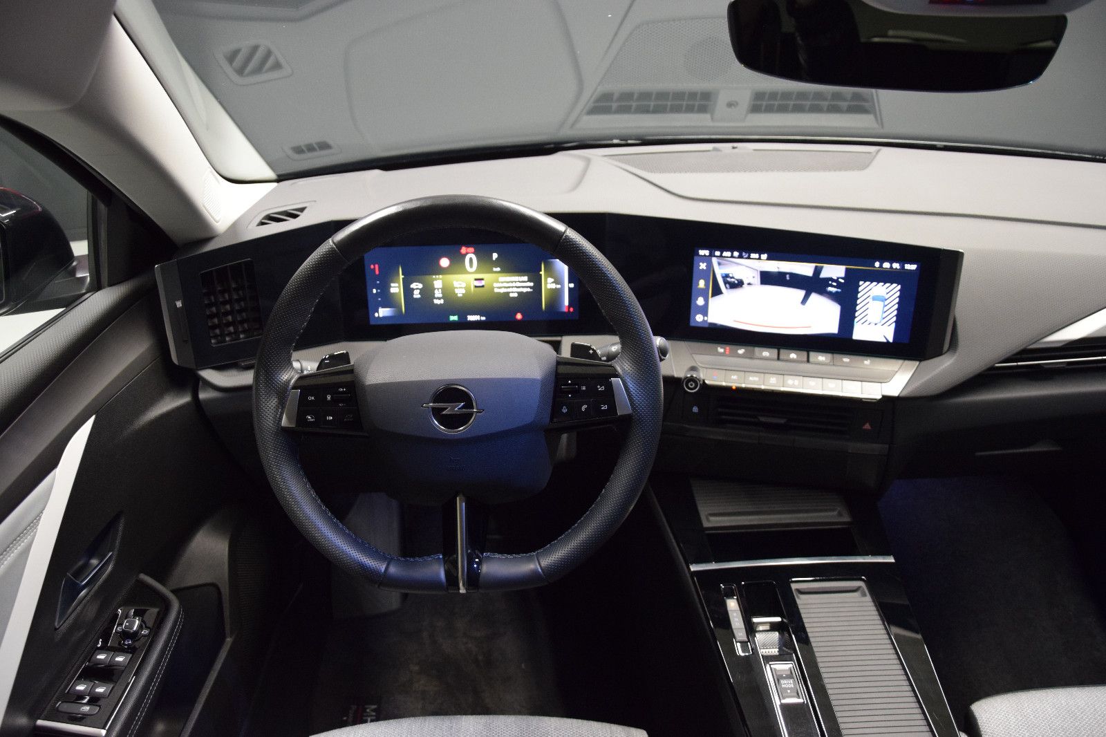 Fahrzeugabbildung Opel Astra L Sports Tourer Elegance Kamera NAV Ambien