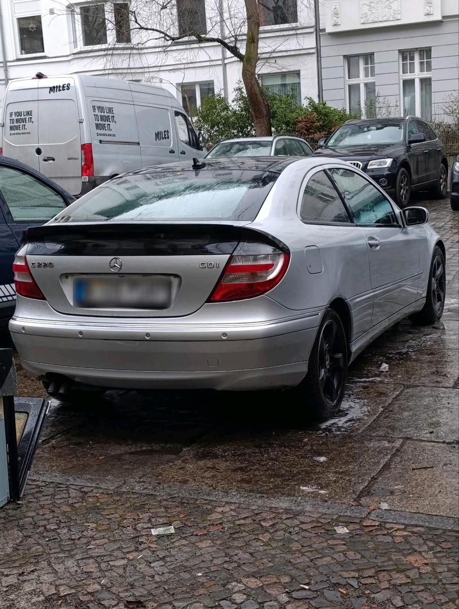 Mercedes-Benz C 180