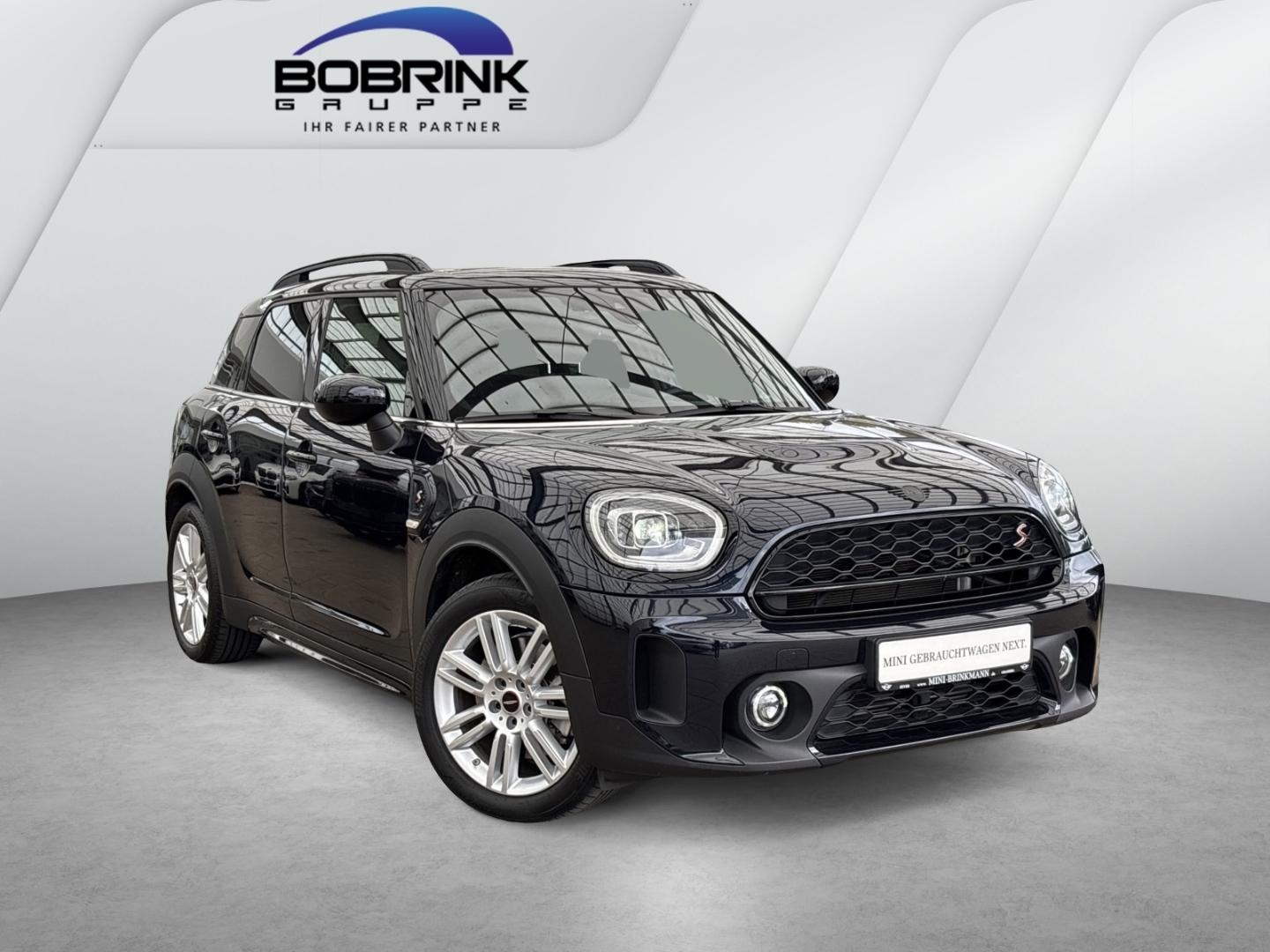 MINI Cooper S Countryman All4 Classic Trim AHK Pano