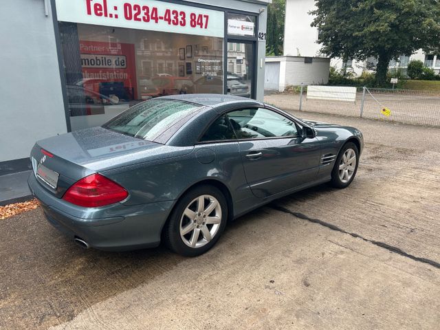 Fahrzeugabbildung Mercedes-Benz SL 350 + Garagenfahrzeug+Scheckheft gepflegt+