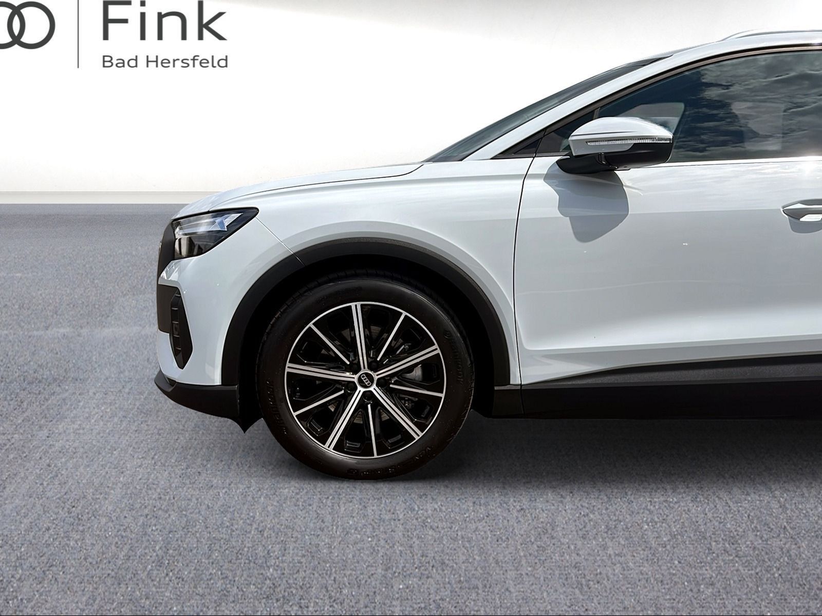 Audi Q4 45 e-tron quattro LED Navi SONOS imagem 3