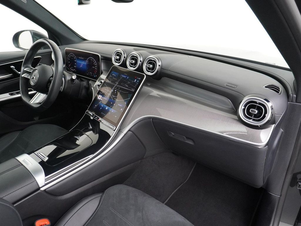 Mercedes-Benz GLC 300 300e 4MATIC AMG Line panorama dach wegkl