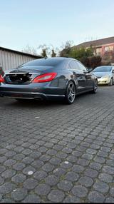 Mercedes-Benz Mercedes Cls 350 - Mercedes-Benz CLS 350 in Duisburg