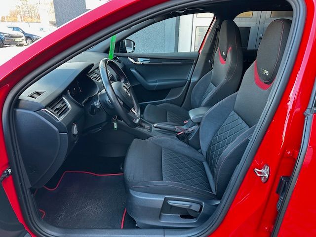 Octavia Combi RS PANO;NAV;BFS;CARPLAY