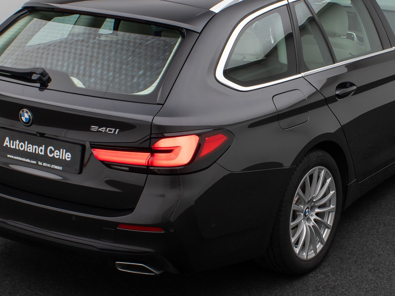 Fahrzeugabbildung BMW 540i xD Panorama 360°DAB Fernlichtassist Sport