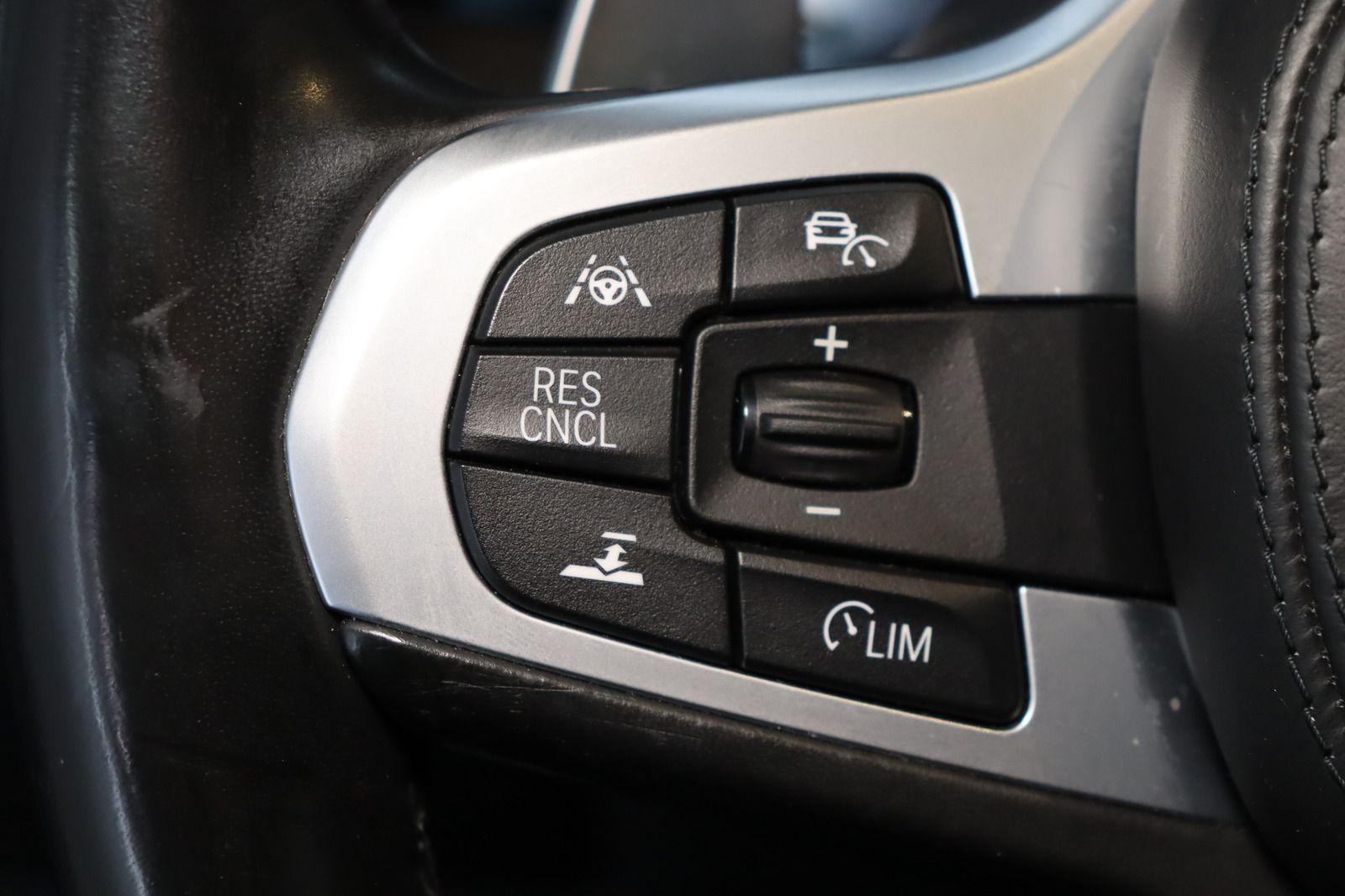 Fahrzeugabbildung BMW X3 xDrive 30d M Sport