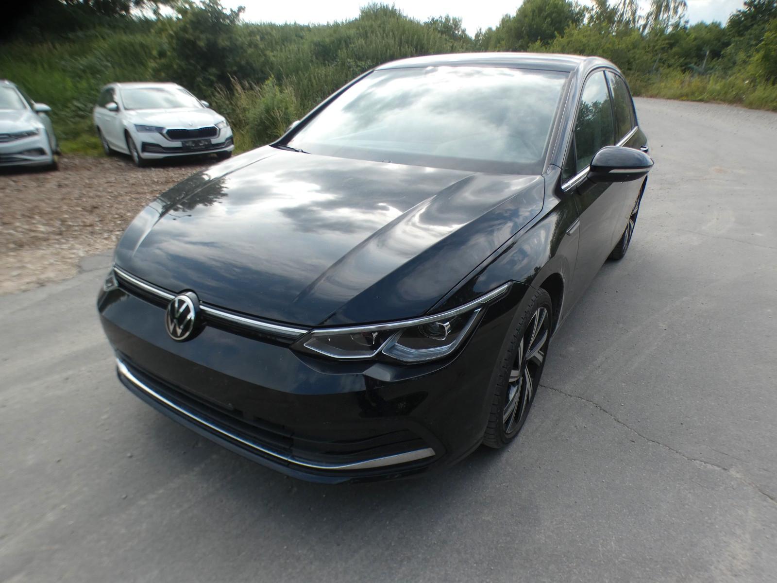 Volkswagen Golf VIII Lim. Style 2.0TDI DSG Navi SHZ Kessy