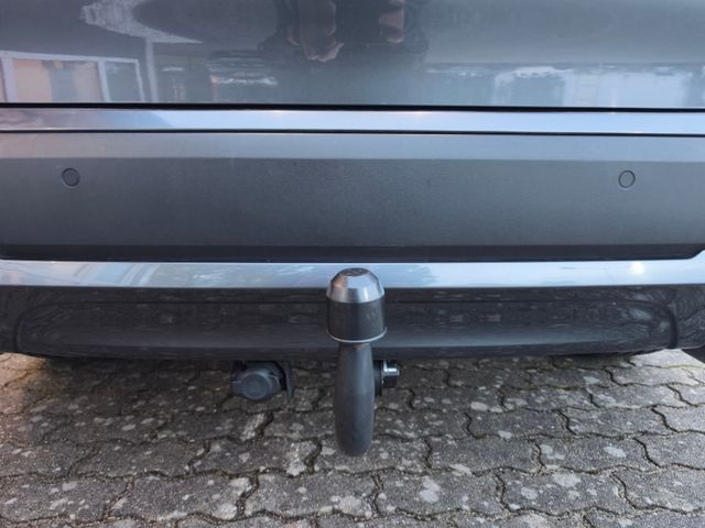 BMW X1 sDrive 18 d*LED*AHK*Navi*SHZ*Kamera*PDC*