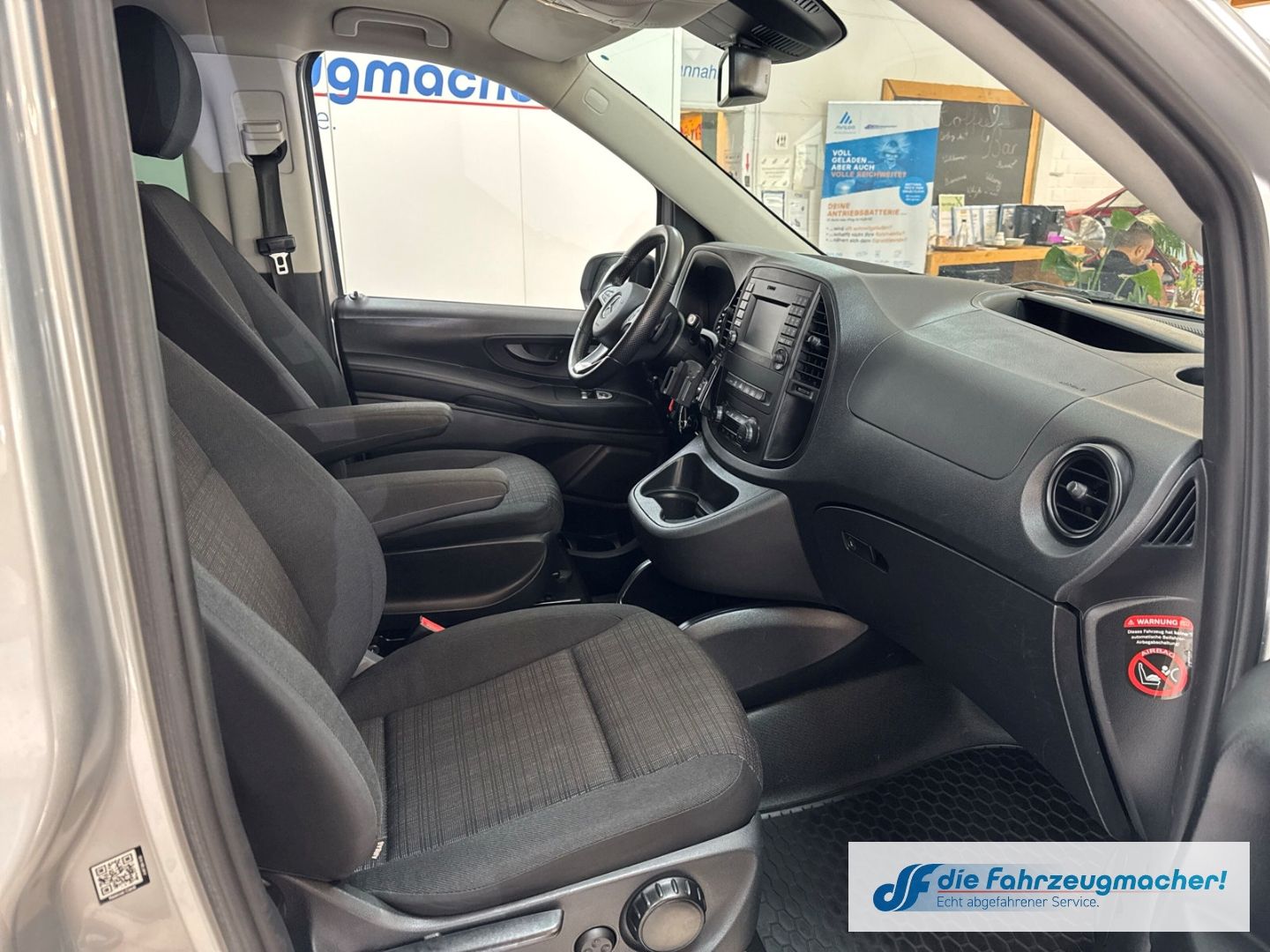 Fahrzeugabbildung Mercedes-Benz Vito Mixto 119 CDI 4x4 lang LED Navi *EXPORT