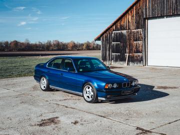 صورة 10 لـ 1992 BMW M5