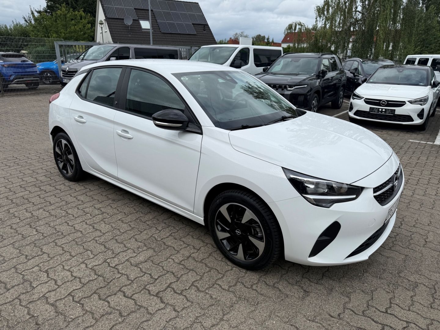 Fahrzeugabbildung Opel Corsa-e F Edition kleiner Cityflitzer
