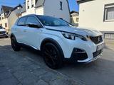 Peugeot 3008 GT 2.0 BlueHDi Panorama, 360°, Abstandstemp - Peugeot 3008: 2.0