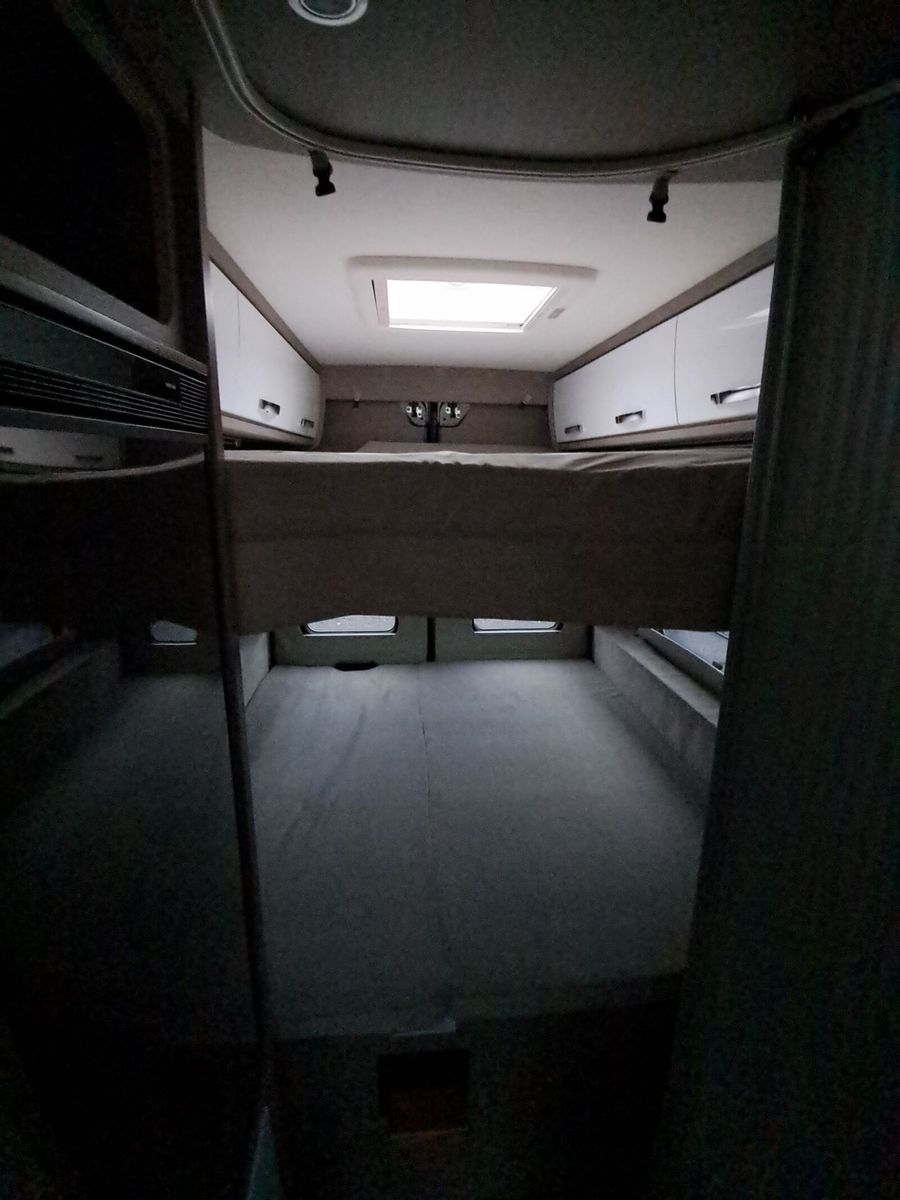 Fahrzeugabbildung Pössl Roadcruiser Revolution Citroen 165 PS AHK,RK,Mar