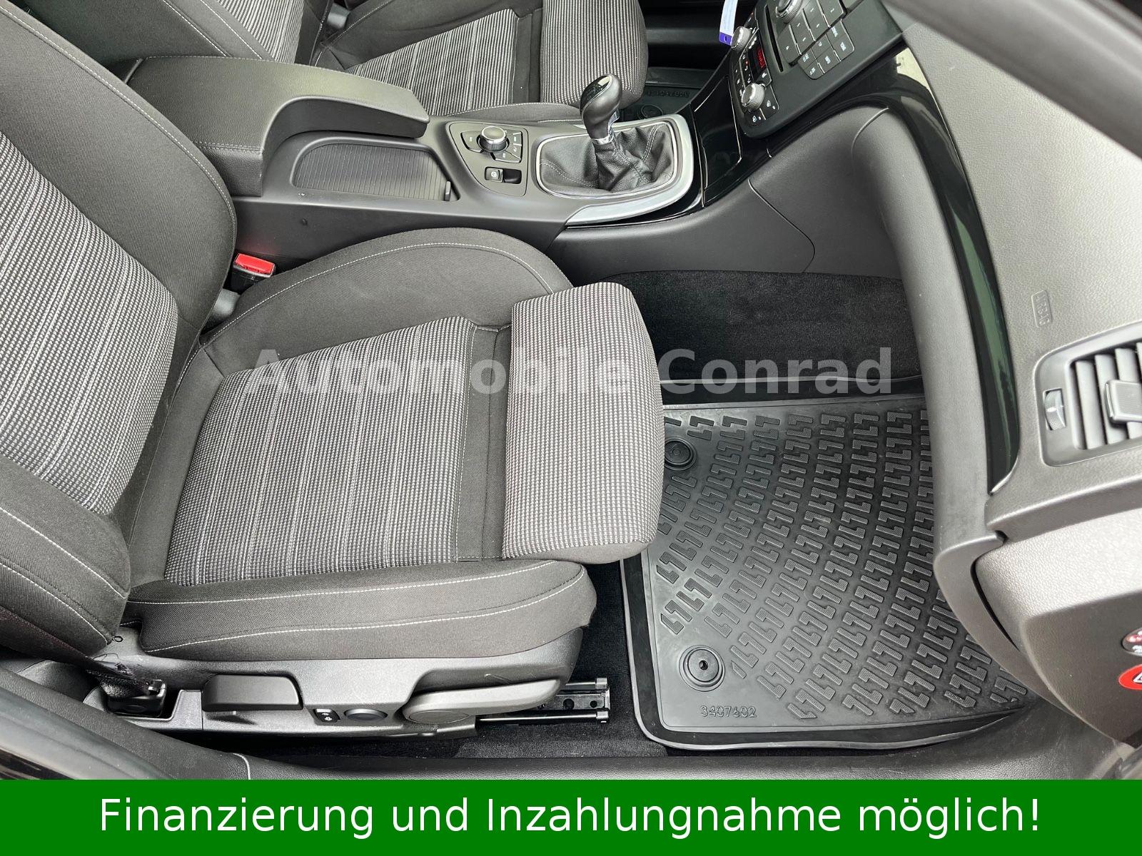 Opel Insignia 2013 — photo 16