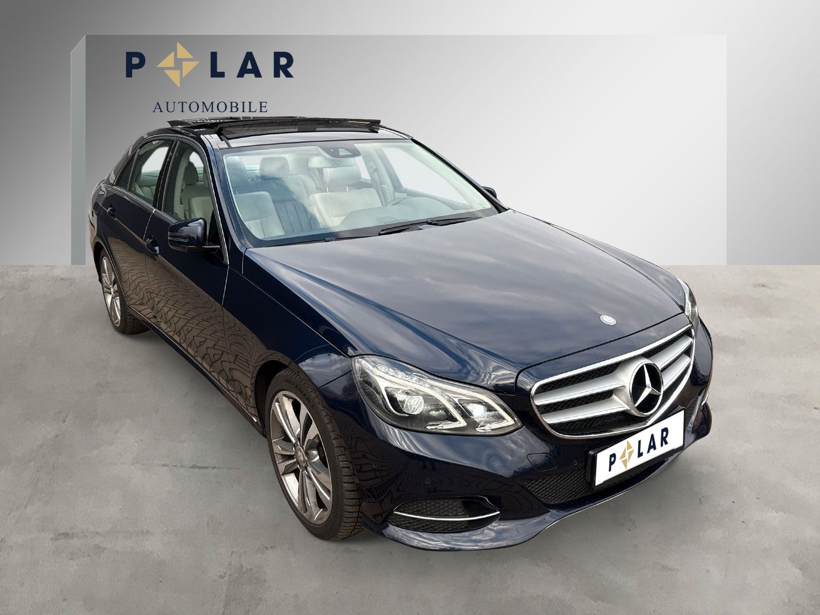 Fahrzeugabbildung Mercedes-Benz E 250 *Panorama*Kamera*Vollleder*LED*Ambiente