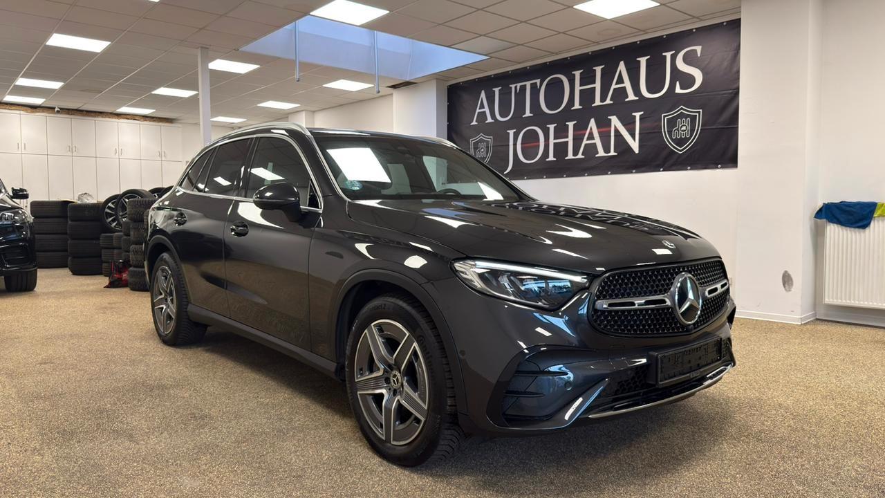 Mercedes-Benz GLC 300 4Matic AMG Line  PANORAMA