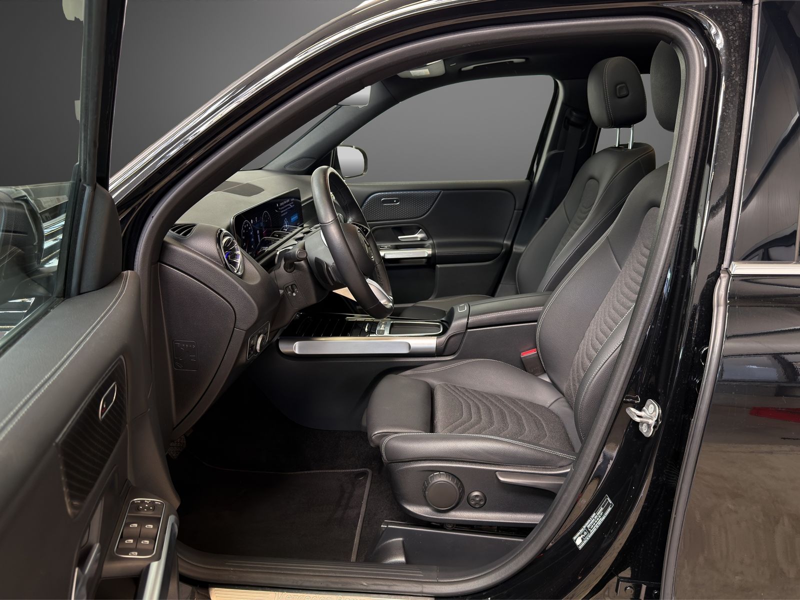 Mercedes-Benz GLB 200 d Progressive Advanced Plus*Pano*Keyless foto 7