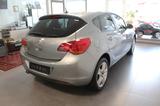 Opel Astra J Lim. 5-trg. Design Edition - Opel Astra: Design Edition