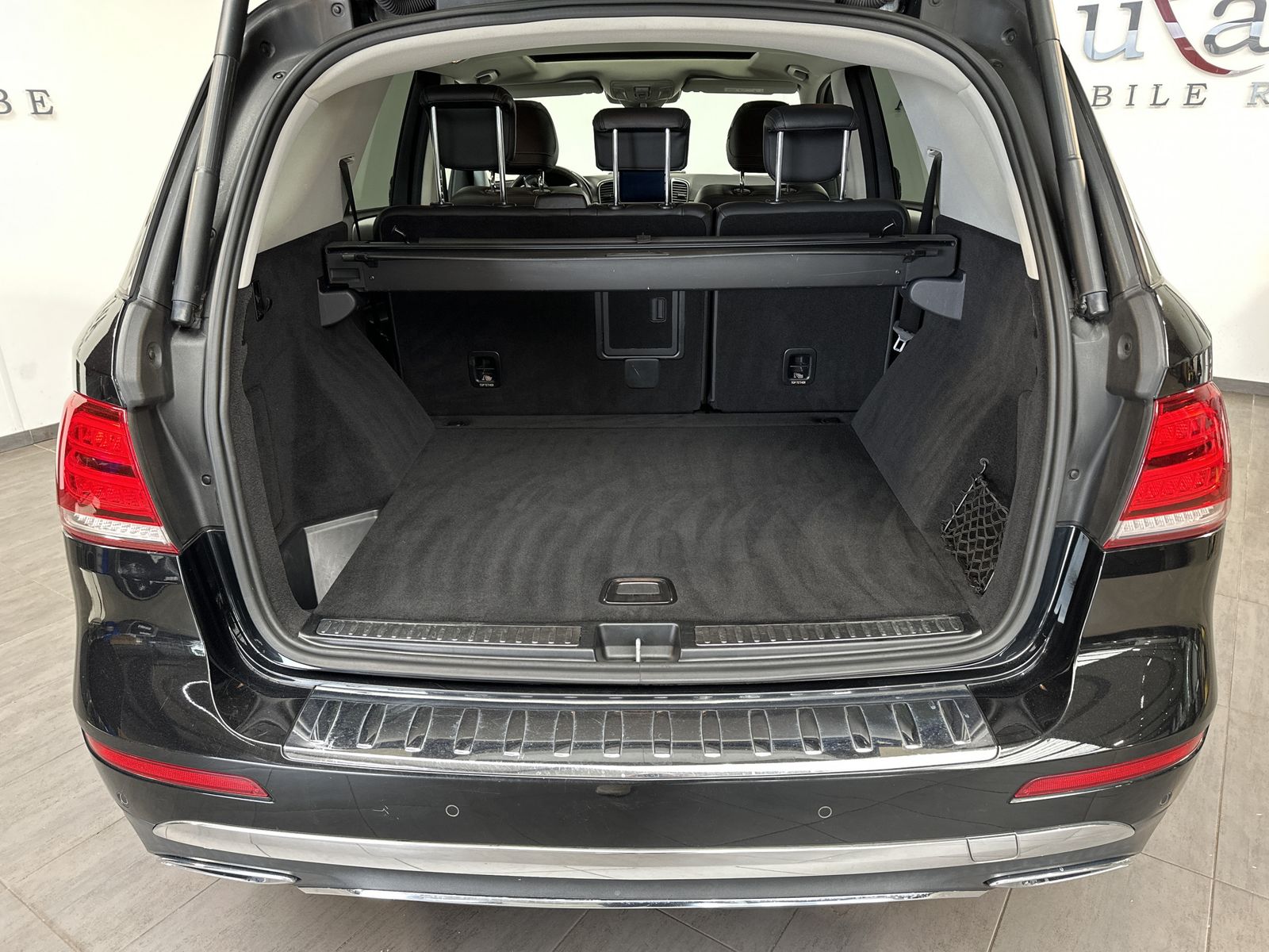 Fahrzeugabbildung Mercedes-Benz GLE 350d 4Matic 9G NAV+LED+SHZ+GLASDACH+EU6