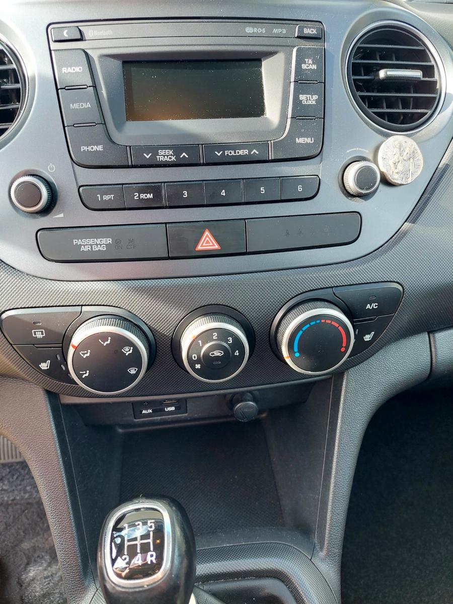 Hyundai i10 1.2 Sondermodell "Yes" 
