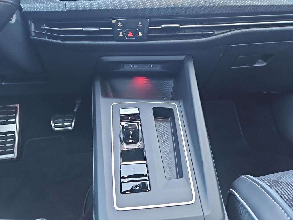 Volkswagen Golf VIII Variant 1.5 eTSI DSG R-Line *Kamera*, миниатюра 9