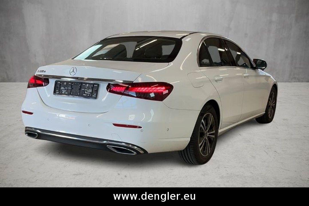Mercedes-Benz E 220 d FAHRASSISTENZ*LED*AHK*RFK Avantgarde