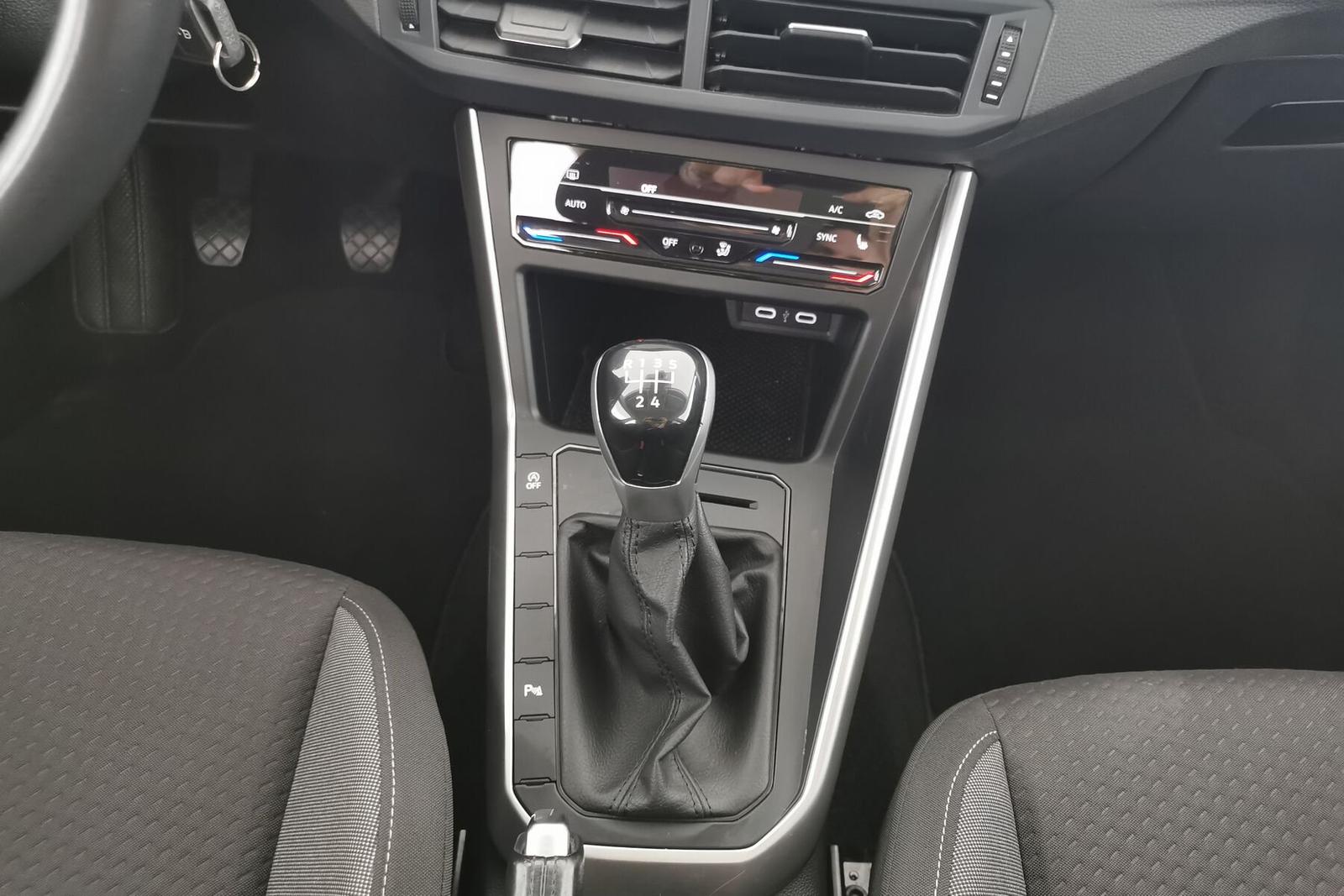 Volkswagen Taigo 1.0 TSI Life SHZG NAV Klimaaut LED PDC v+h, миниатюра 14