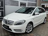 Mercedes-Benz B 180 B -Klasse B 180 KAMERA/MEMORY/XENON/LEDER - Mercedes-Benz B 180 in Stuttgart