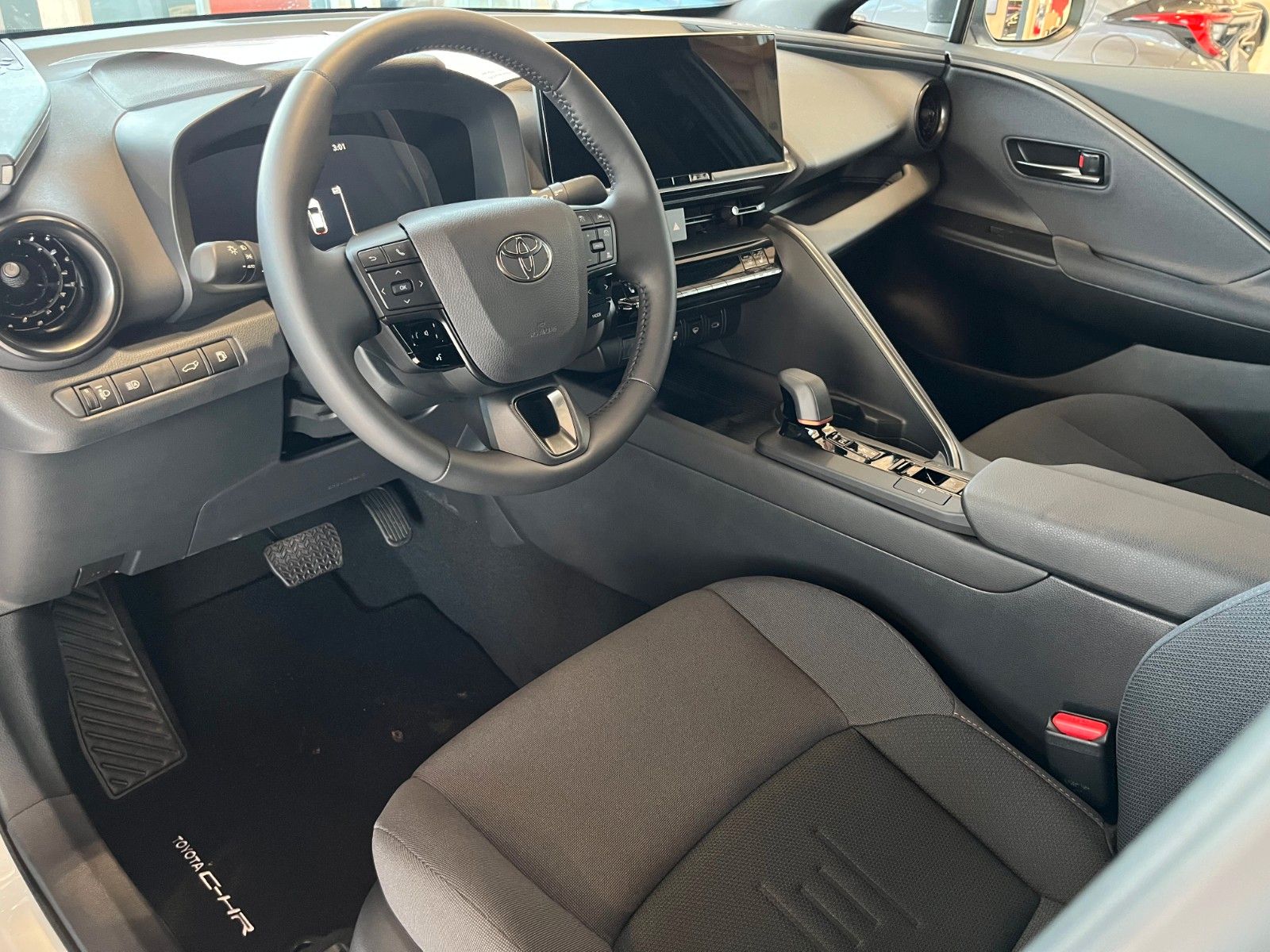 Fahrzeugabbildung Toyota C-HR Hybrid 1,8 Hybrid Teamplayer/Technik-Paket