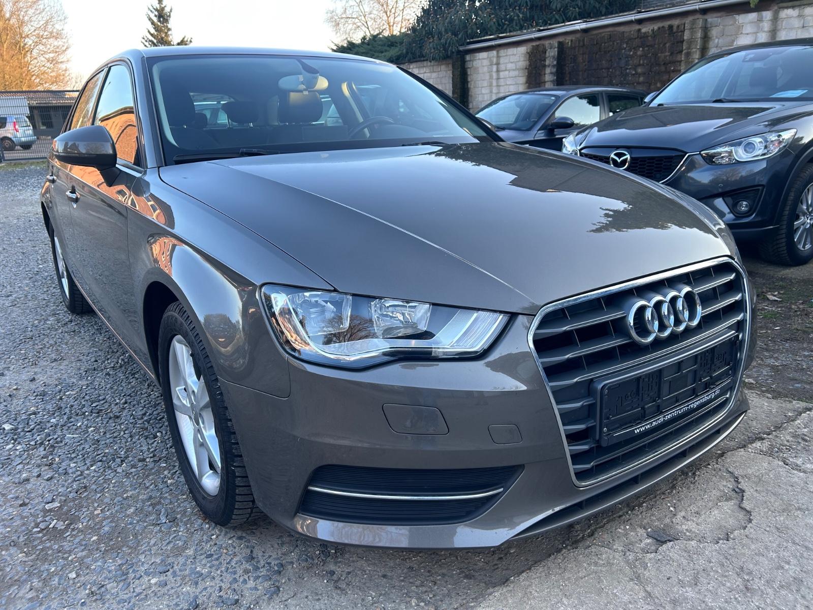 Audi A3 Sportback attraction*KLIMA*SHZ*PDC*ALU*