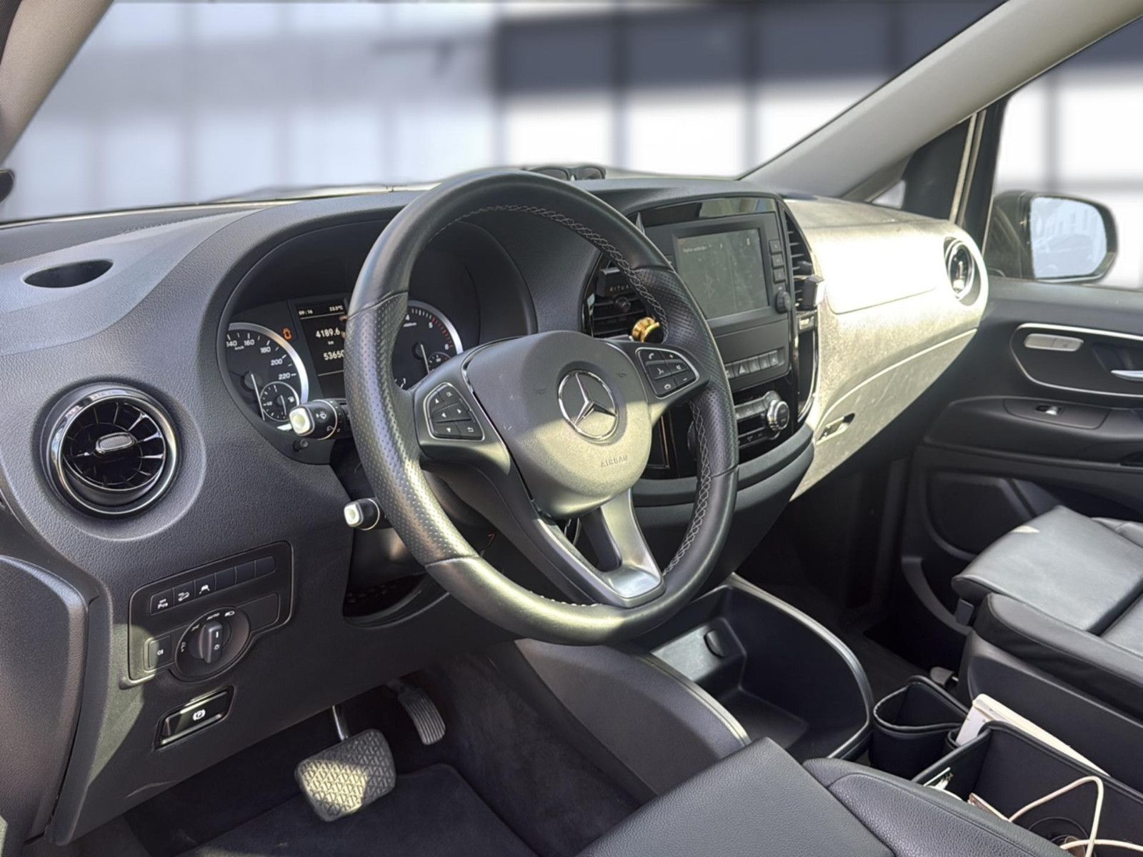 Fahrzeugabbildung Mercedes-Benz Vito Tourer  CDI 4x4 lang Select