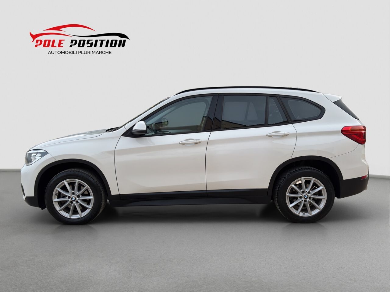 BMW Bmw X1 sDrive18d Business Steptronic imagem 2