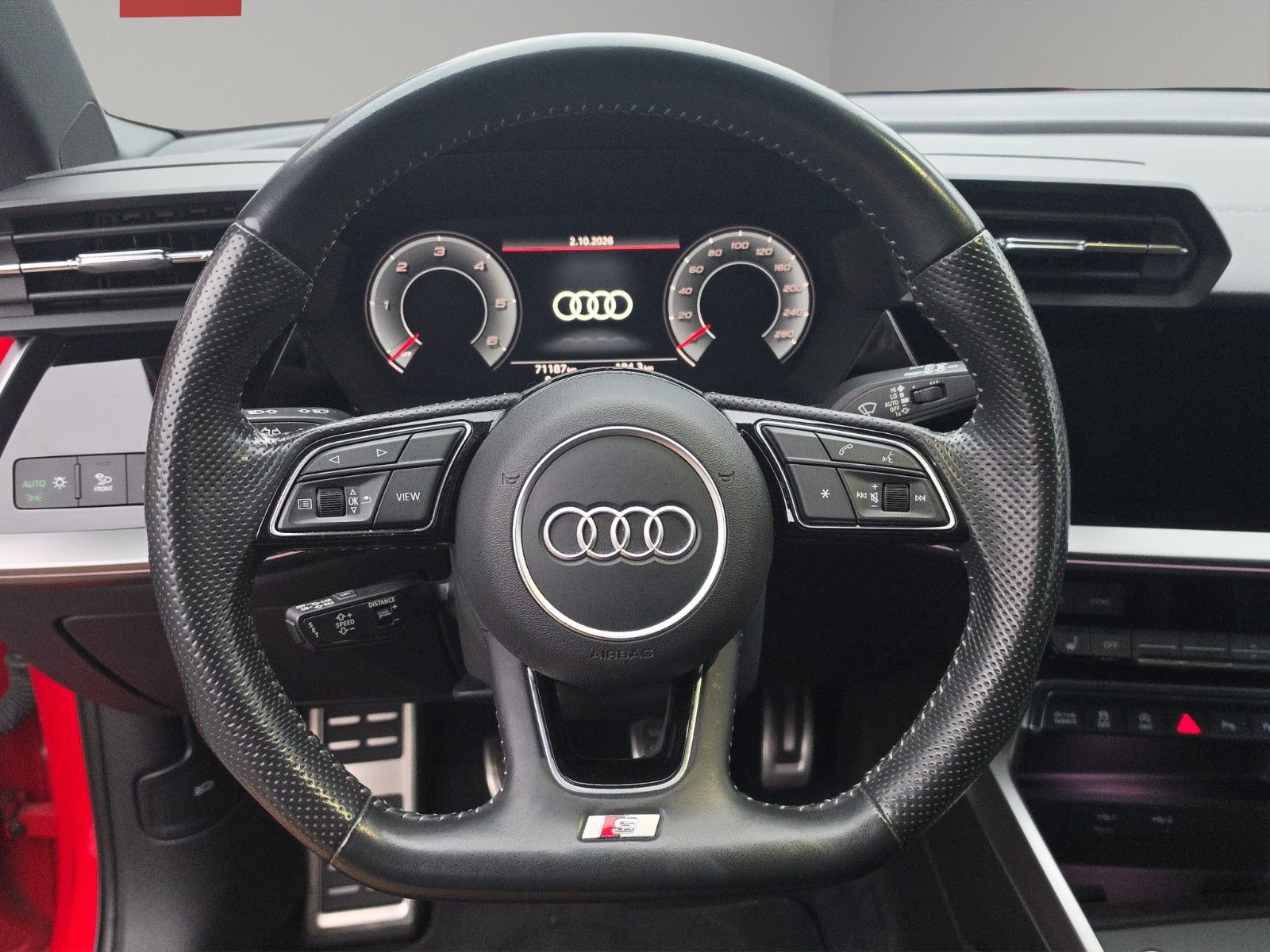 Fahrzeugabbildung Audi A3 Sportback 30 TDI S line LED AHK Kamera