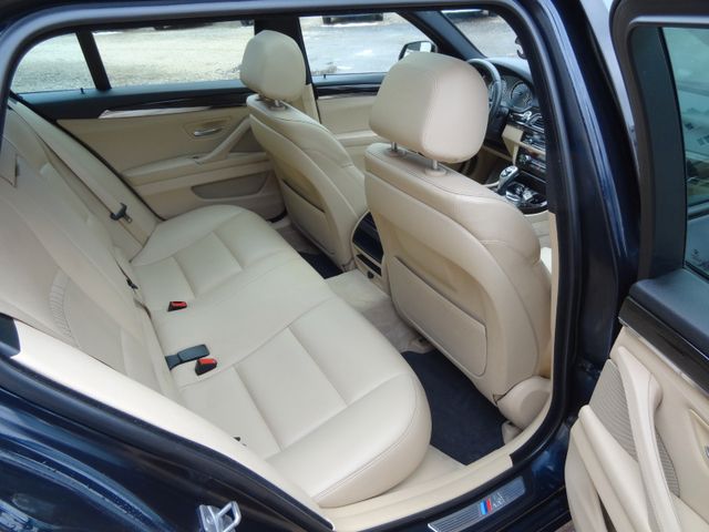 Fahrzeugabbildung BMW 530d xDrive/M-Paket/2.Hd/Leder/HUD/Pano/20Zoll/