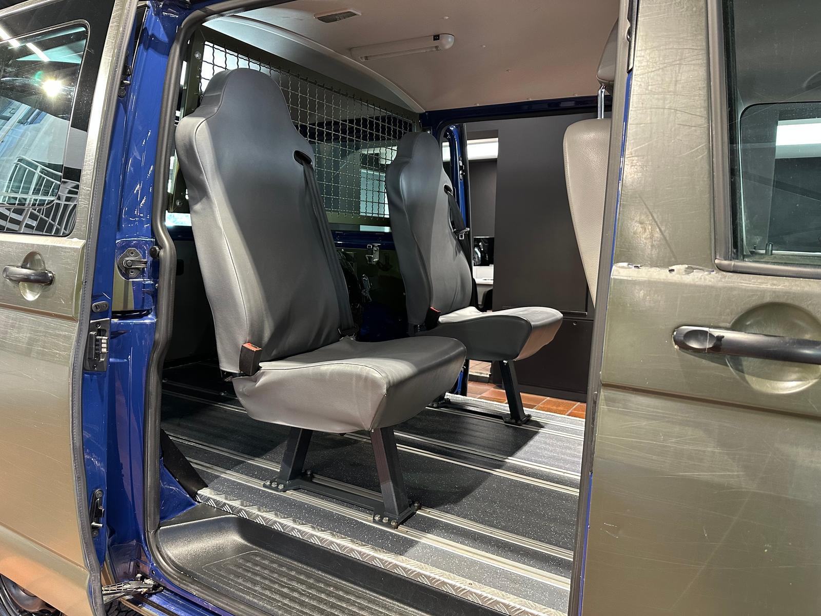 Volkswagen T5 WIDDER 4MOTION ROCKTON SEIKEL BUNDESWEHR OFFR