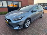 Kia cee'd / Ceed 1.5 T-GDI Platinum, Full Led - gebrauchte Kia cee'd / Ceed aus dem Jahr 2023