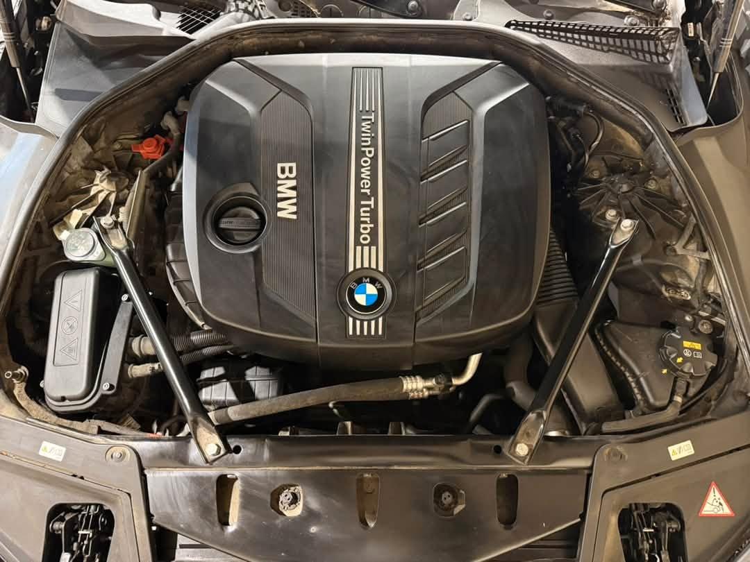 BMW 520 2014 — photo 25