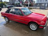 BMW 320i E30 Cabrio Automatik Tüv neu  - BMW 320 aus 1988: 320i