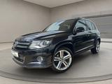 Volkswagen Tiguan Sport & Style 2,0 TSI R LINE4Motion Pano - Volkswagen Tiguan mit Benzin-Antrieb: Leder, Navigationssystem