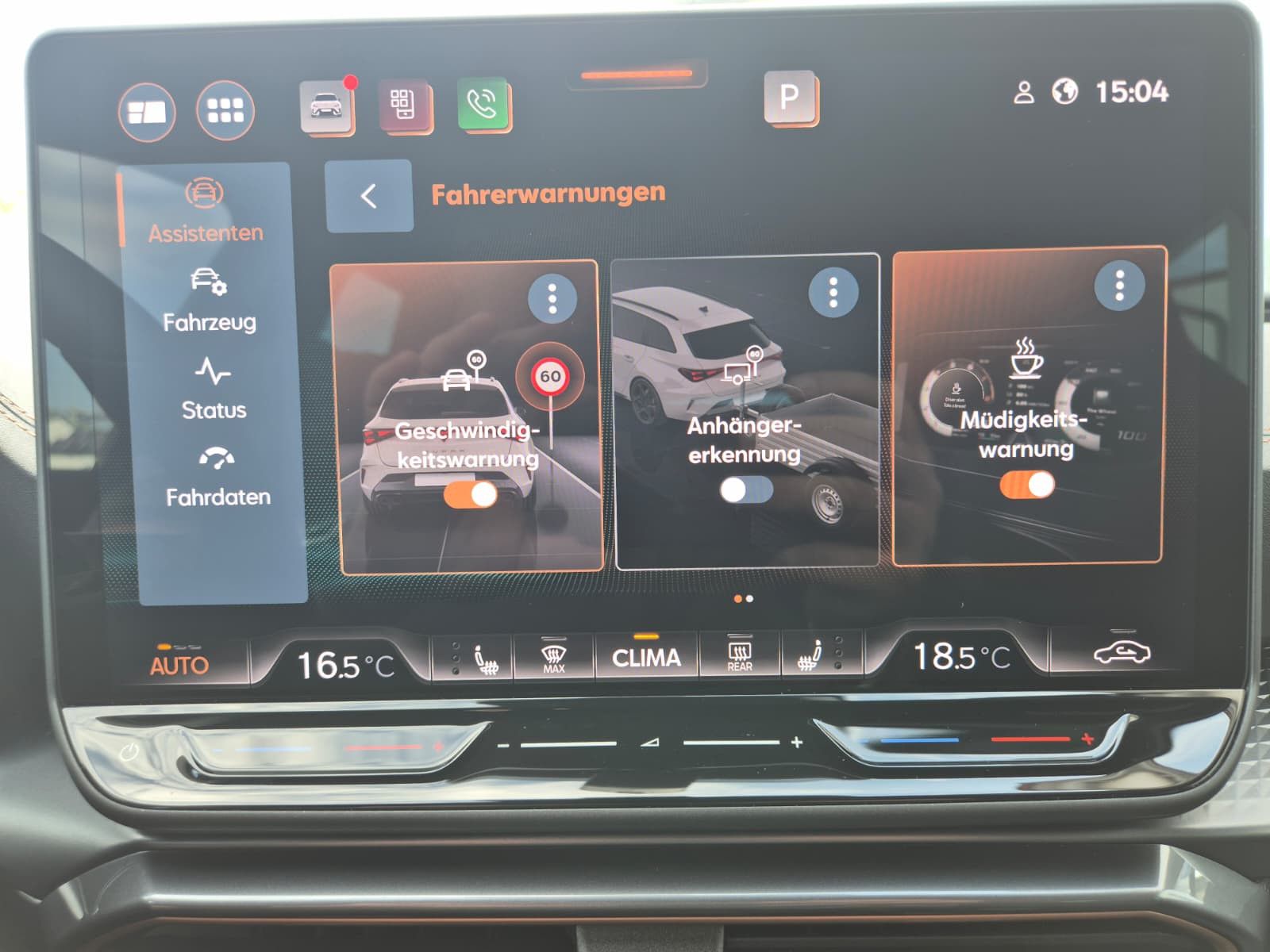 Fahrzeugabbildung CUPRA Leon 1.5 eTSI DSG AHK*DYNAMICA*EDGE*LED*5JGARAN.